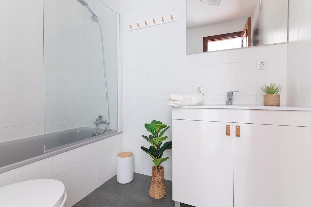 San Roman Apartment With Private Parking Santander Exteriér fotografie